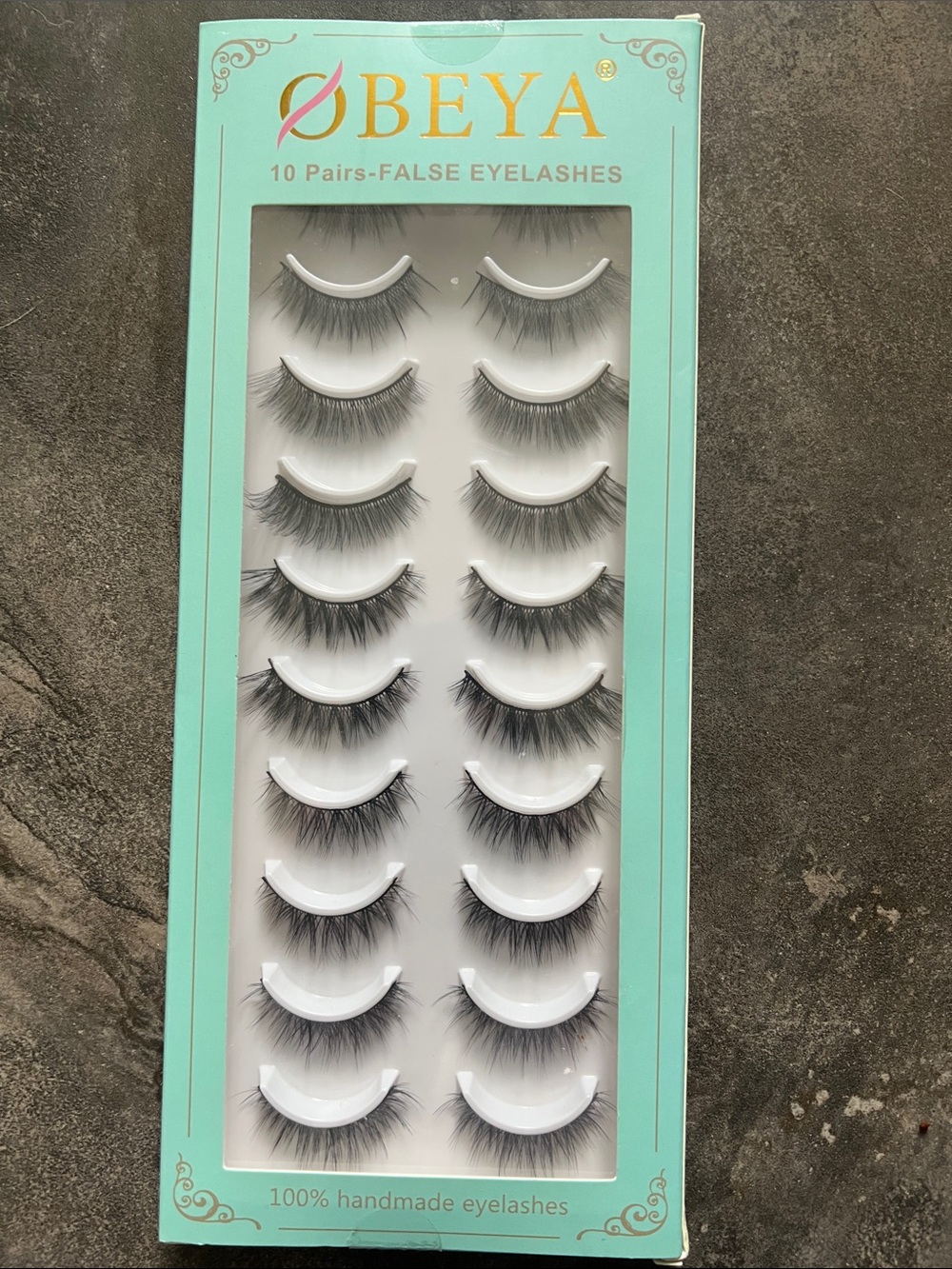 Obeya Black False Eyelashes - 10 Pairs